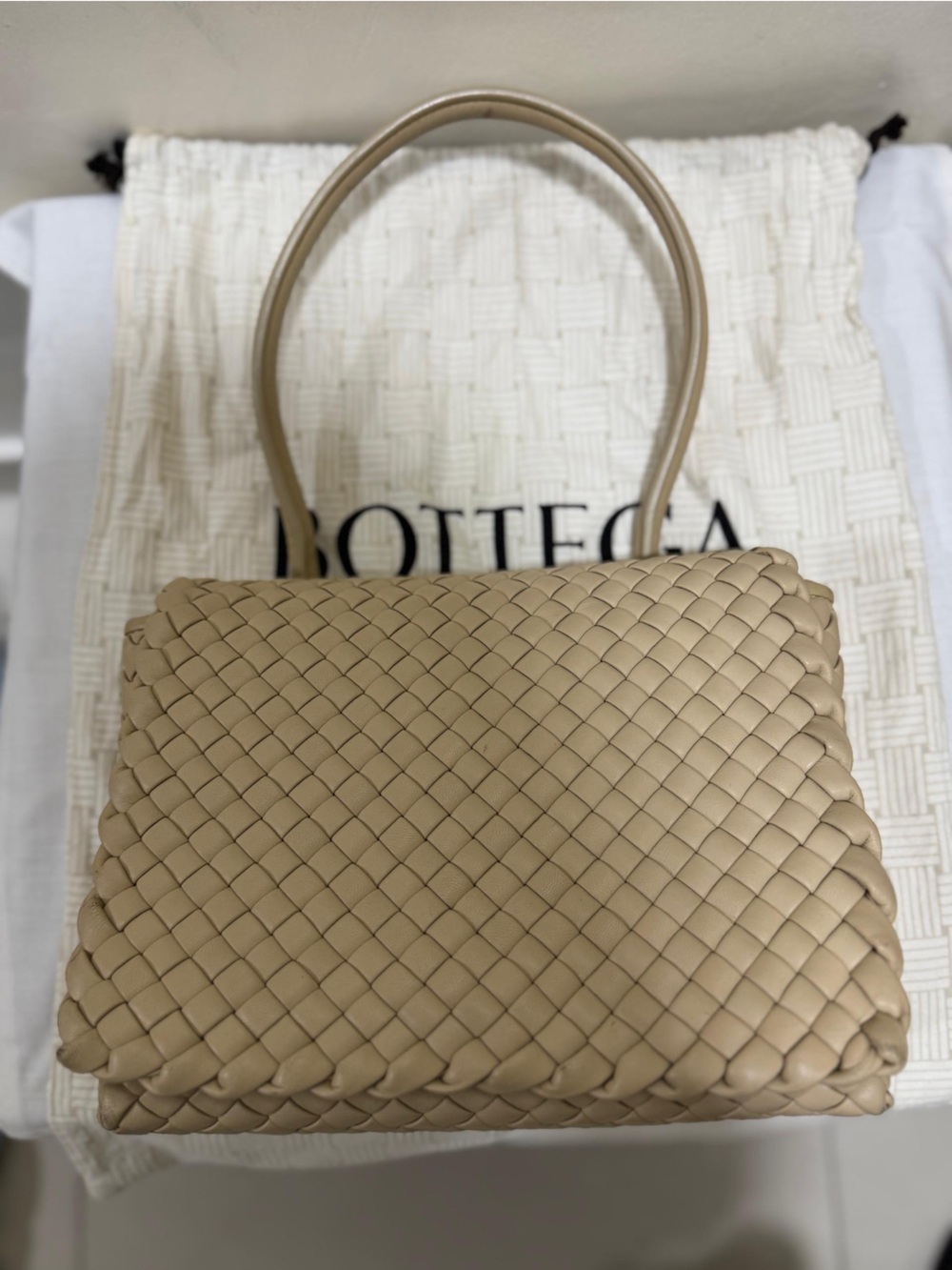 BOTTEGA VENETA Nappa Intrecciato Patti Top Handle Bag - Cream - Picture 7 of 15